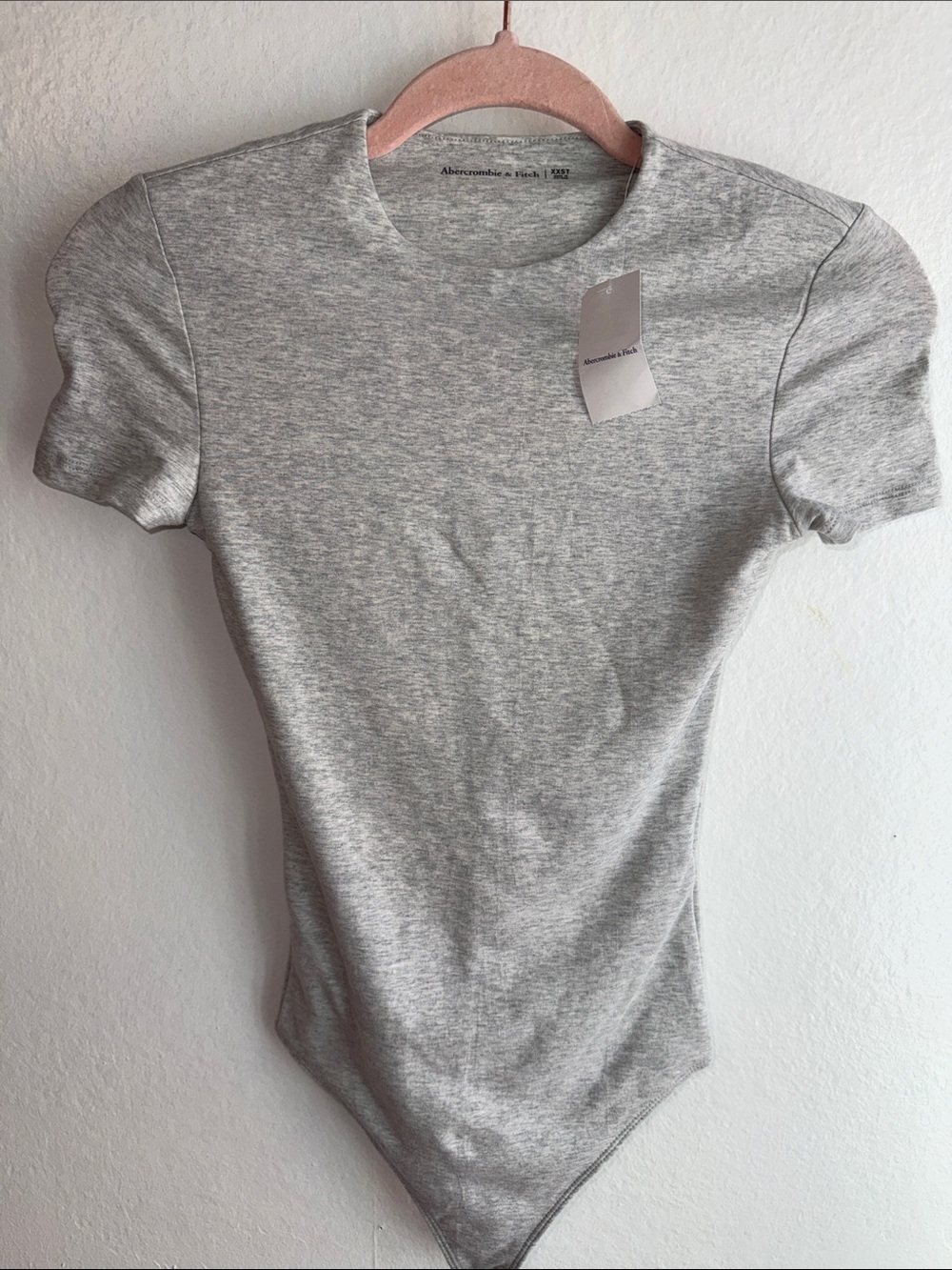 NWT Abercrombie & Fitch Short Sleeve Cotton Blend Seamless Crew Bodysuit XXS T